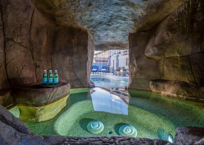 Ferienhaus Water Slide, Cave Hot Tub, Game And Heated Pool *