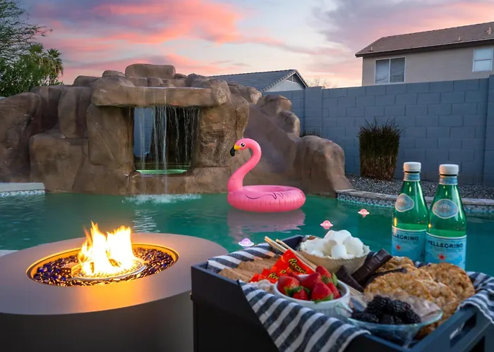 Water Slide, Cave Hot Tub, Game And Heated Pool Ferienhaus