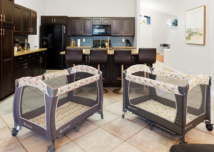Ferienhaus Water Slide, Cave Hot Tub, Game And Heated Pool