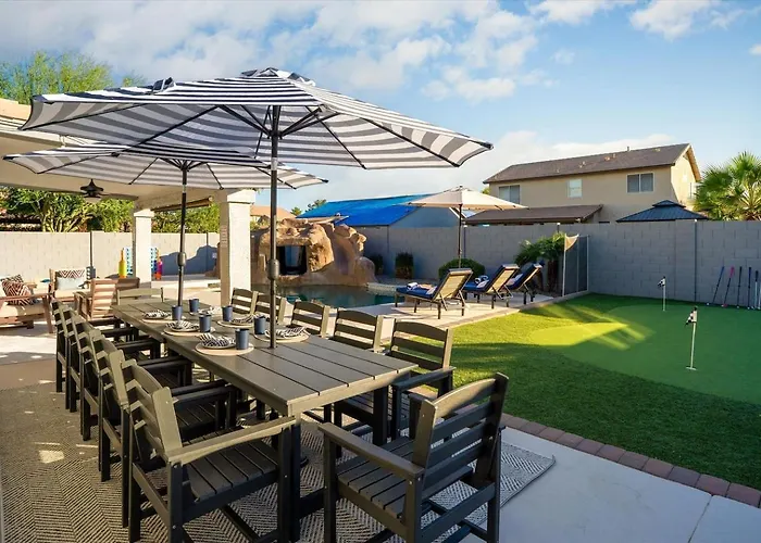 Holiday home Water Slide, Cave Hot Tub, Game And Heated Pool *