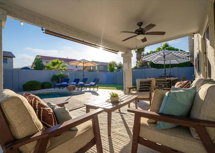 Holiday home Water Slide, Cave Hot Tub, Game And Heated Pool